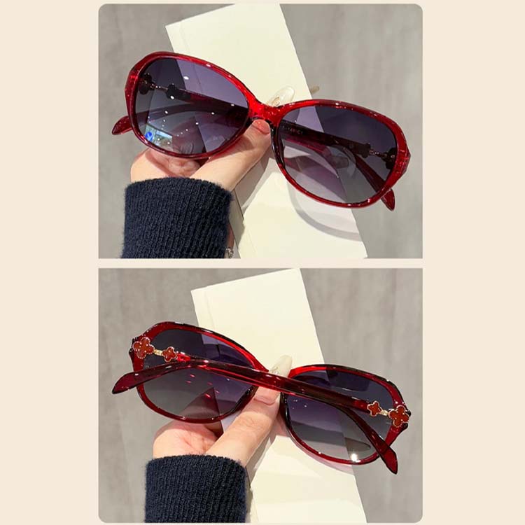 Women's Oval UV Protection Sunglasses
