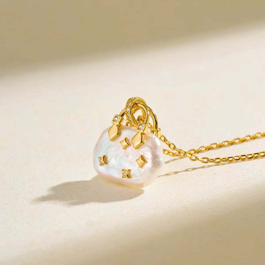 Luxury Baroque Pearl Lock Pendant Necklace