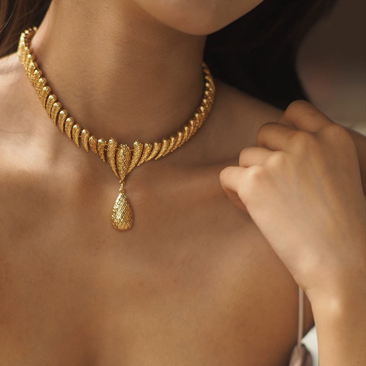 Vintage Leaf Drop Necklace