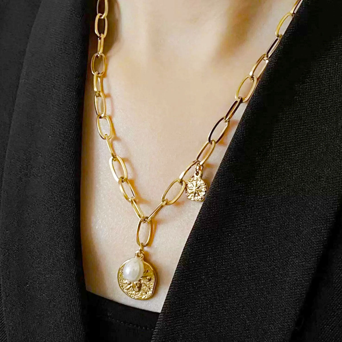 Vintage Coin Charm Pearl Necklace