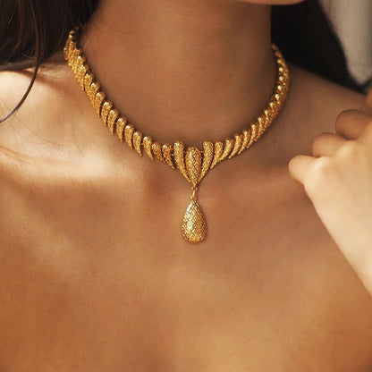 Vintage Leaf Drop Necklace